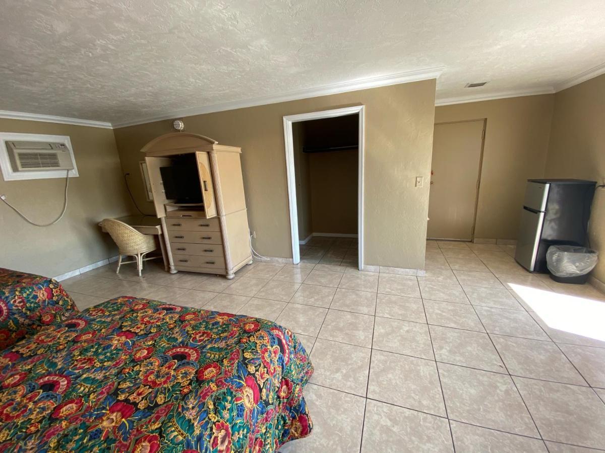 Motel Economy Arcadia
